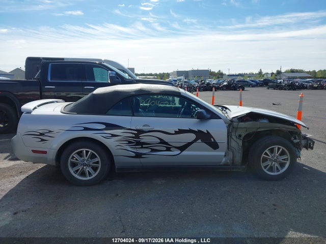 Продажа на аукционе авто 2005 Ford Mustang V6, vin: 1ZVFT84N455224899, номер лота: 12704024