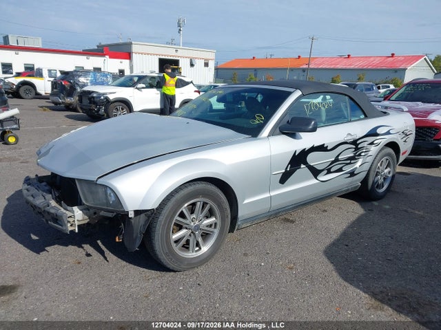 Продажа на аукционе авто 2005 Ford Mustang V6, vin: 1ZVFT84N455224899, номер лота: 12704024