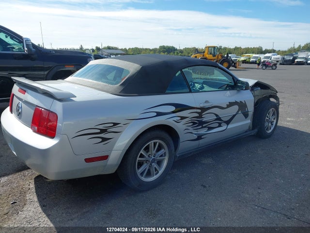 Продажа на аукционе авто 2005 Ford Mustang V6, vin: 1ZVFT84N455224899, номер лота: 12704024