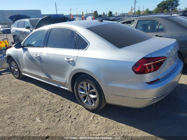 2017 Volkswagen Passat 1.8 Tsi Trendline+ მანქანა იყიდება აუქციონზე, vin: 1VWAT7A33HC080690, აუქციონის ნომერი: 12710444