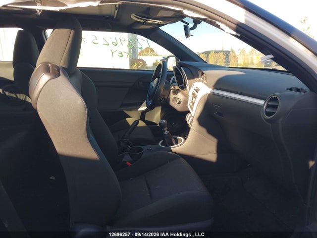 12696257 :رقم المزاد ، JTKJF5C74B3008511 vin ، 2011 Scion Tc مزاد بيع