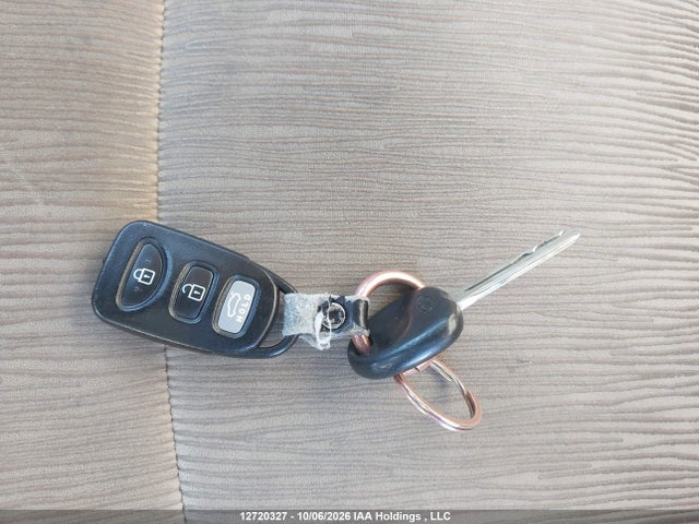 2011 Hyundai Sonata Gl მანქანა იყიდება აუქციონზე, vin: 5NPEB4AC8BH018543, აუქციონის ნომერი: 12720327