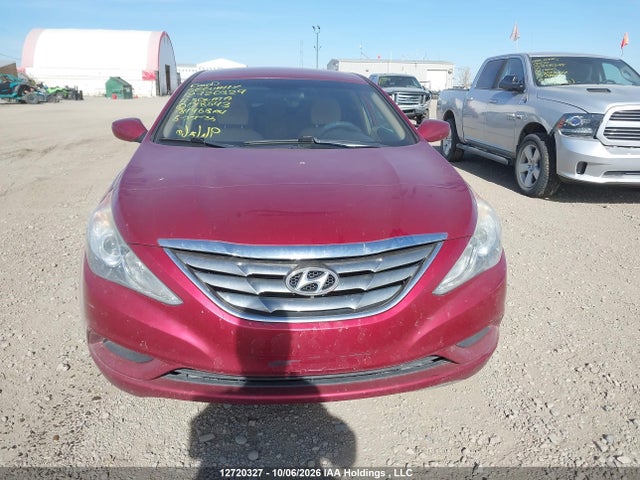 2011 Hyundai Sonata Gl მანქანა იყიდება აუქციონზე, vin: 5NPEB4AC8BH018543, აუქციონის ნომერი: 12720327