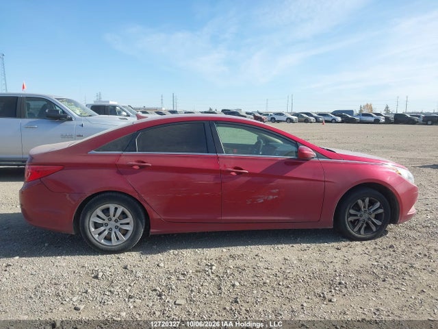 2011 Hyundai Sonata Gl მანქანა იყიდება აუქციონზე, vin: 5NPEB4AC8BH018543, აუქციონის ნომერი: 12720327