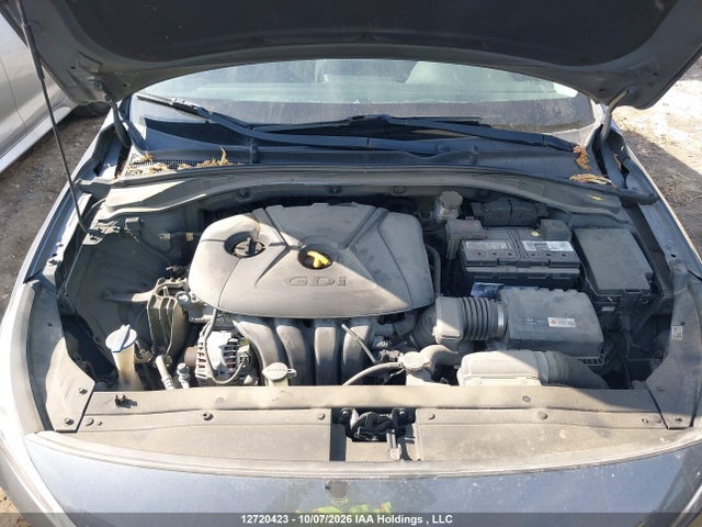 2018 Hyundai Elantra Gt Gl მანქანა იყიდება აუქციონზე, vin: KMHH35LE2JU033716, აუქციონის ნომერი: 12720423
