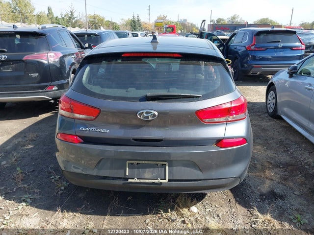 2018 Hyundai Elantra Gt Gl მანქანა იყიდება აუქციონზე, vin: KMHH35LE2JU033716, აუქციონის ნომერი: 12720423