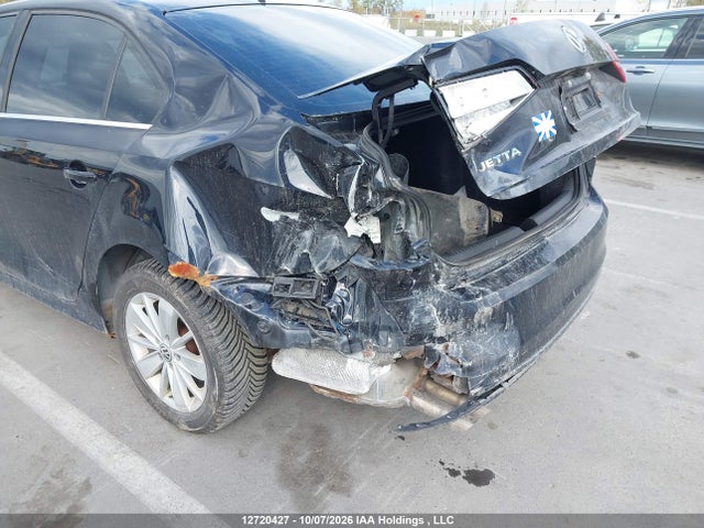 3VW2K7AJ2FM303898 Volkswagen JETTA SEDAN