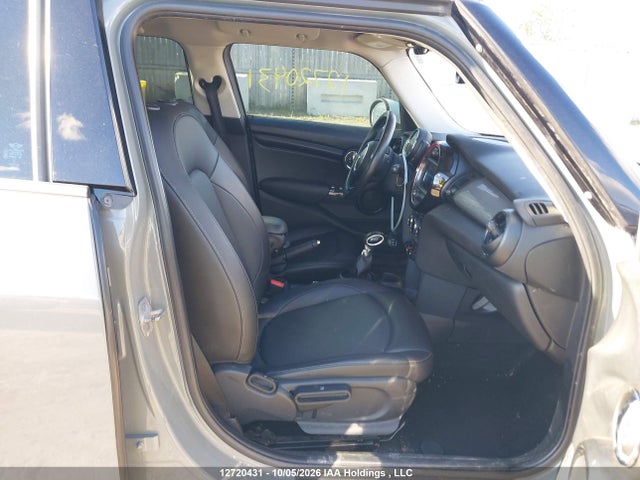 Продаж на аукціоні авто 2019 Mini 5 Door Cooper, vin: WMWXU1C58K2J02120, номер лоту: 12720431