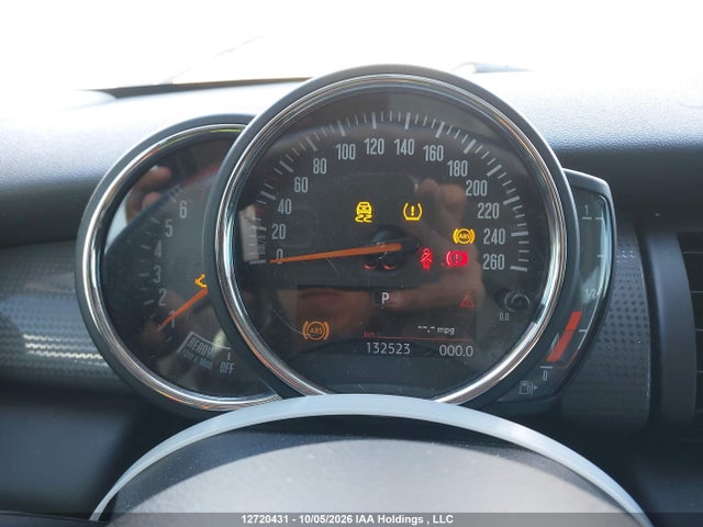 Продаж на аукціоні авто 2019 Mini 5 Door Cooper, vin: WMWXU1C58K2J02120, номер лоту: 12720431