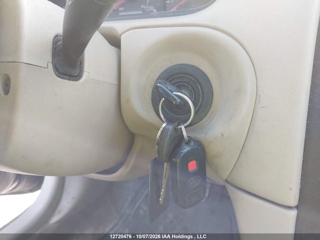 12720476 :رقم المزاد ، 2T1CF28P63C885811 vin ، 2003 Toyota Camry Solara مزاد بيع