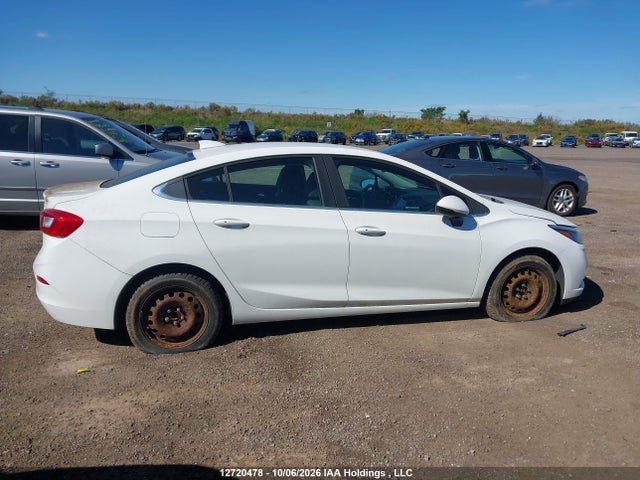2017 Chevrolet Cruze Lt მანქანა იყიდება აუქციონზე, vin: 1G1BE5SM1H7227135, აუქციონის ნომერი: 12720478