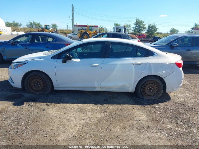 2017 Chevrolet Cruze Lt მანქანა იყიდება აუქციონზე, vin: 1G1BE5SM1H7227135, აუქციონის ნომერი: 12720478