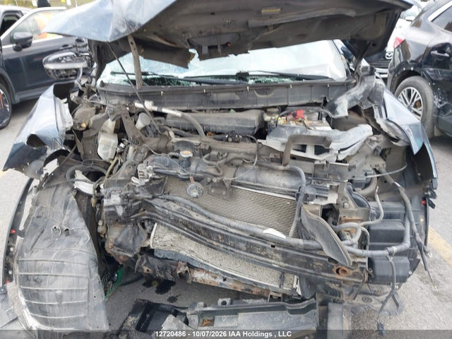 2015 Nissan Rogue Sv მანქანა იყიდება აუქციონზე, vin: 5N1AT2MV2FC890971, აუქციონის ნომერი: 12720486
