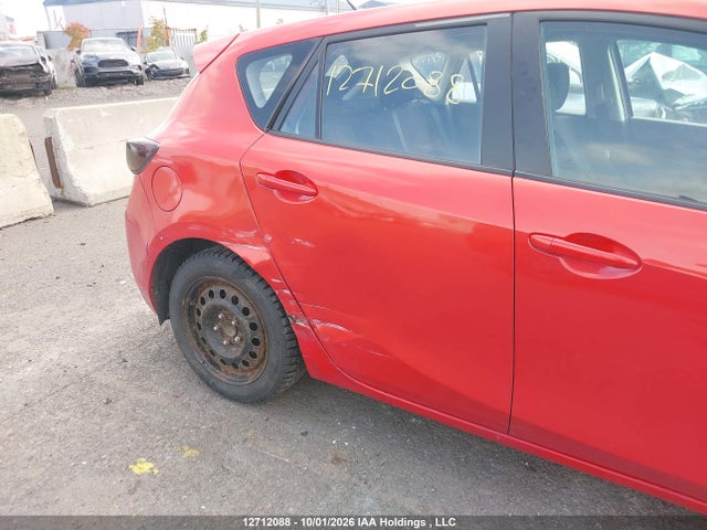 12712088 :رقم المزاد ، JM1BL1KF3C1599675 vin ، 2012 Mazda Mazda3 Gx مزاد بيع