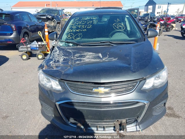 Chevrolet Sonic Lt Auto 2017 1G1JD5SH9H4169312 Image 13