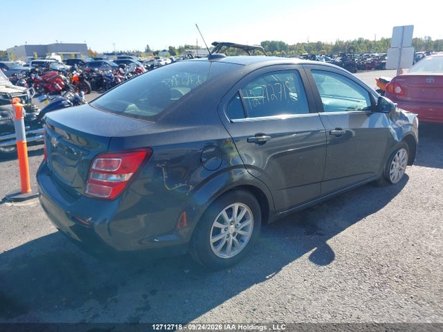 Chevrolet Sonic Lt Auto 2017 1G1JD5SH9H4169312 Image 4