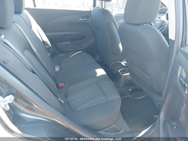Chevrolet Sonic Lt Auto 2017 1G1JD5SH9H4169312 Image 8