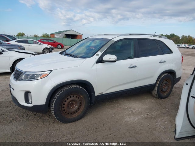 KIA Sorento Lx V6 2014 5XYKTDA72EG526117 Image 14