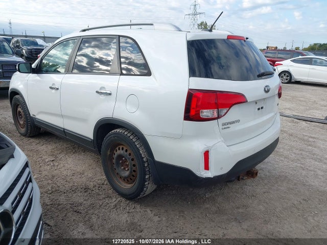KIA Sorento Lx V6 2014 5XYKTDA72EG526117 Image 3
