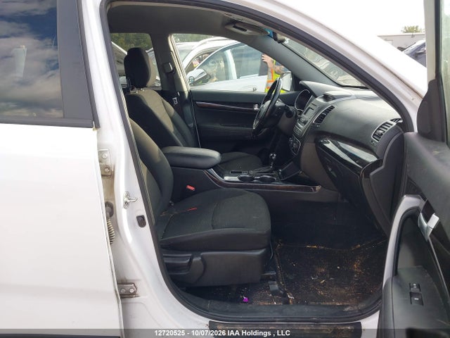 KIA Sorento Lx V6 2014 5XYKTDA72EG526117 Image 5