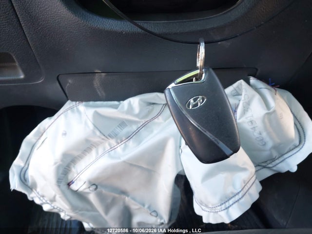 2017 Hyundai Santa Fe Se/limited მანქანა იყიდება აუქციონზე, vin: KM8SNDHF4HU173143, აუქციონის ნომერი: 12720586