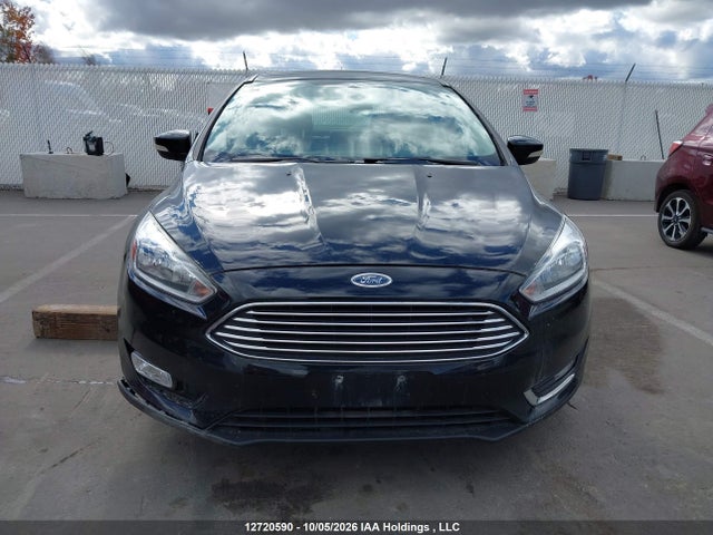 Ford Focus Titanium 2017 1FADP3J22HL320922 Image 13