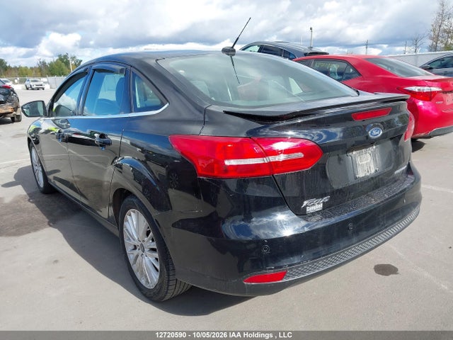 Ford Focus Titanium 2017 1FADP3J22HL320922 Image 3