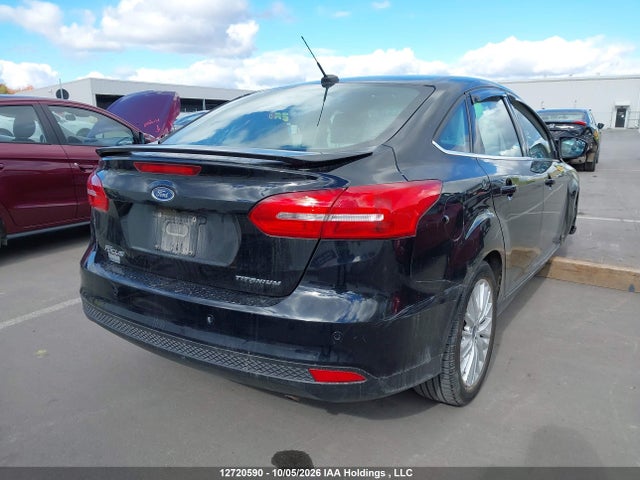 Ford Focus Titanium 2017 1FADP3J22HL320922 Image 4