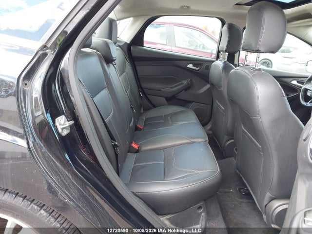 Ford Focus Titanium 2017 1FADP3J22HL320922 Image 8