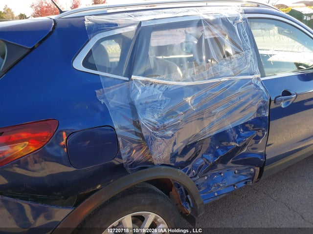 JN1BJ1CW5LW386589 Nissan QASHQAI