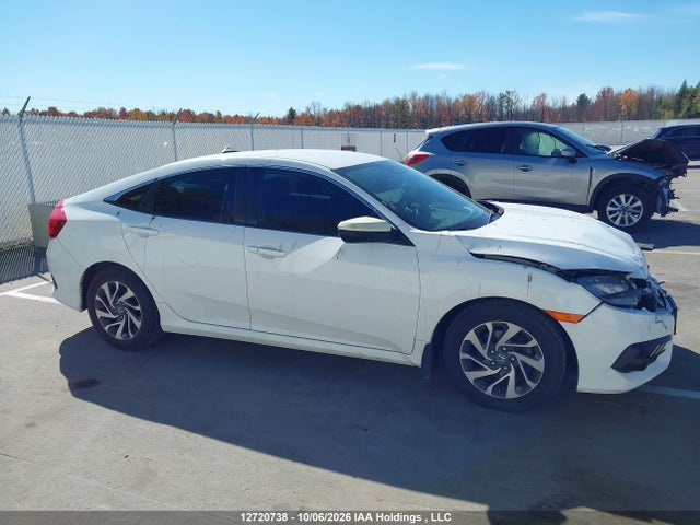 Honda Civic Lx 2018 2HGFC2F6XJH015788 Image 14