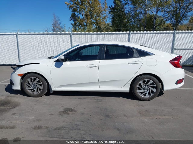 Honda Civic Lx 2018 2HGFC2F6XJH015788 Image 15