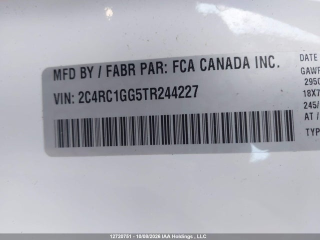 Chrysler Pacifica Limited 2026 2C4RC1GG5TR244227 Image 9