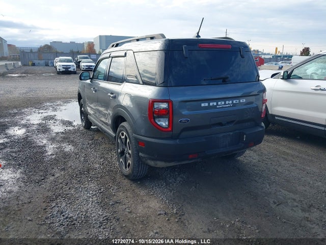 Ford Bronco Sport Outer Banks 2022 3FMCR9C66NRD52168 Image 3