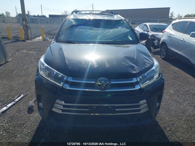Продаж на аукціоні авто 2019 Toyota Highlander, vin: 5TDJZRFH3KS731842, номер лоту: 12720780
