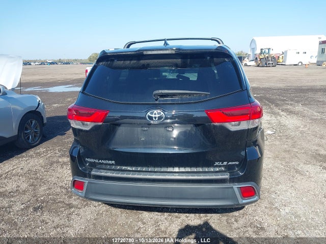 Продаж на аукціоні авто 2019 Toyota Highlander, vin: 5TDJZRFH3KS731842, номер лоту: 12720780