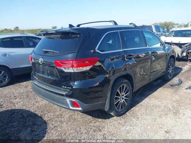 Продаж на аукціоні авто 2019 Toyota Highlander, vin: 5TDJZRFH3KS731842, номер лоту: 12720780