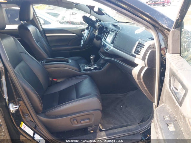 Продаж на аукціоні авто 2019 Toyota Highlander, vin: 5TDJZRFH3KS731842, номер лоту: 12720780