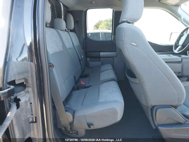 12720796 :رقم المزاد ، 1FTFX1E54NKE46633 vin ، 2022 Ford F150 Super Cab مزاد بيع