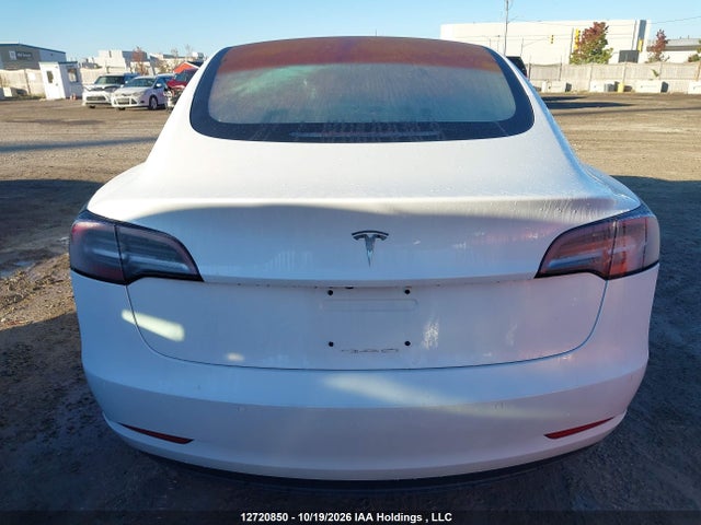 12720850 :رقم المزاد ، 5YJ3E1EA7JF023249 vin ، 2018 Tesla Model 3 Long Range/mid Range مزاد بيع