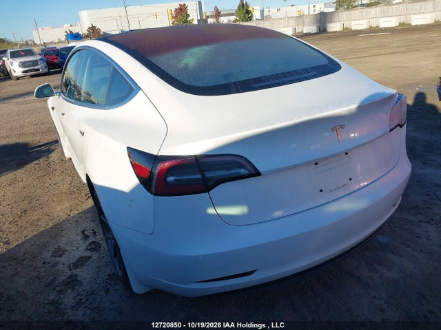 12720850 :رقم المزاد ، 5YJ3E1EA7JF023249 vin ، 2018 Tesla Model 3 Long Range/mid Range مزاد بيع