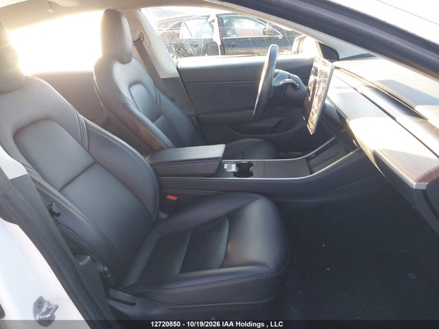 12720850 :رقم المزاد ، 5YJ3E1EA7JF023249 vin ، 2018 Tesla Model 3 Long Range/mid Range مزاد بيع
