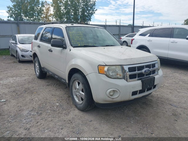 2011 Ford Escape მანქანა იყიდება აუქციონზე, vin: 1FMCU9DG5BKB16956, აუქციონის ნომერი: 12720888