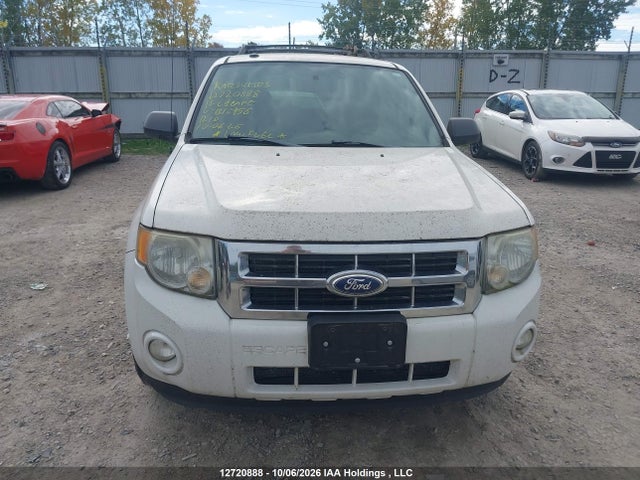 2011 Ford Escape მანქანა იყიდება აუქციონზე, vin: 1FMCU9DG5BKB16956, აუქციონის ნომერი: 12720888