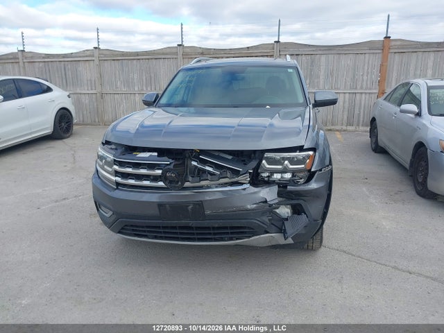 12720893 :رقم المزاد ، 1V2MR2CA7KC598174 vin ، 2019 Volkswagen Atlas مزاد بيع