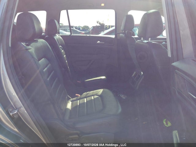12720893 :رقم المزاد ، 1V2MR2CA7KC598174 vin ، 2019 Volkswagen Atlas مزاد بيع