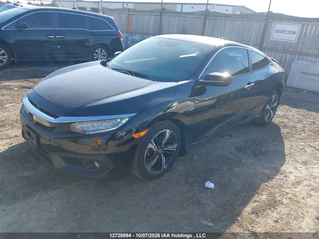 Honda Civic Touring 2018 2HGFC3B99JH451103 Image 2