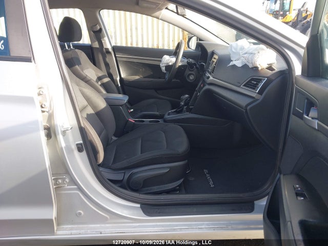 Hyundai ELANTRA SE 2018 5NPD74LF2JH327377 Image 5