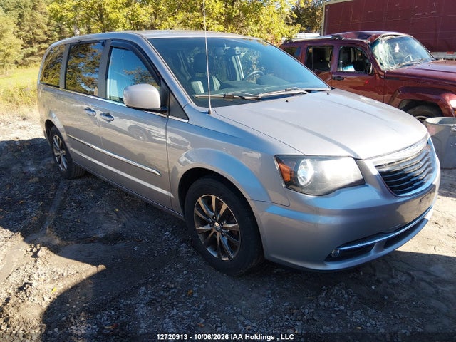 Продаж на аукціоні авто 2015 Chrysler Town & Country S, vin: 2C4RC1HG2FR714734, номер лоту: 12720913