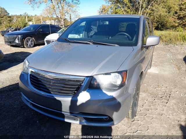Продажа на аукционе авто 2015 Chrysler Town & Country S, vin: 2C4RC1HG2FR714734, номер лота: 12720913